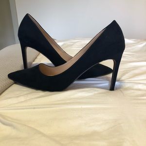 Who What Wear Navy Heels/Pumps